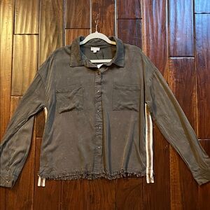 Hem & Thread Vintage Wash Button Down Shirt